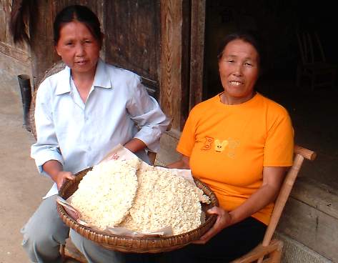 Tangsa crisped rice cakes